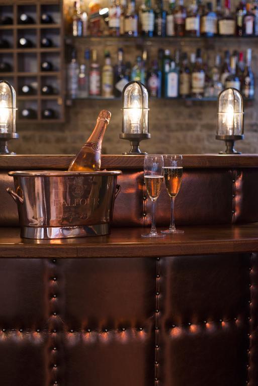 The Bull And The Hide Hotel London Exterior photo
