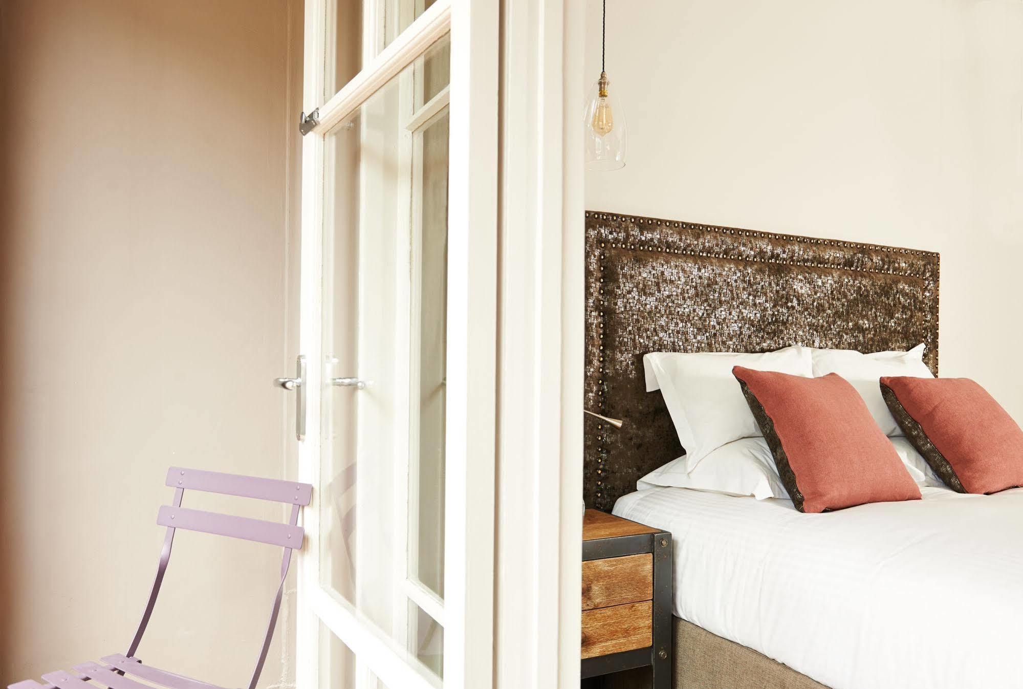 The Bull And The Hide Hotel London Exterior photo
