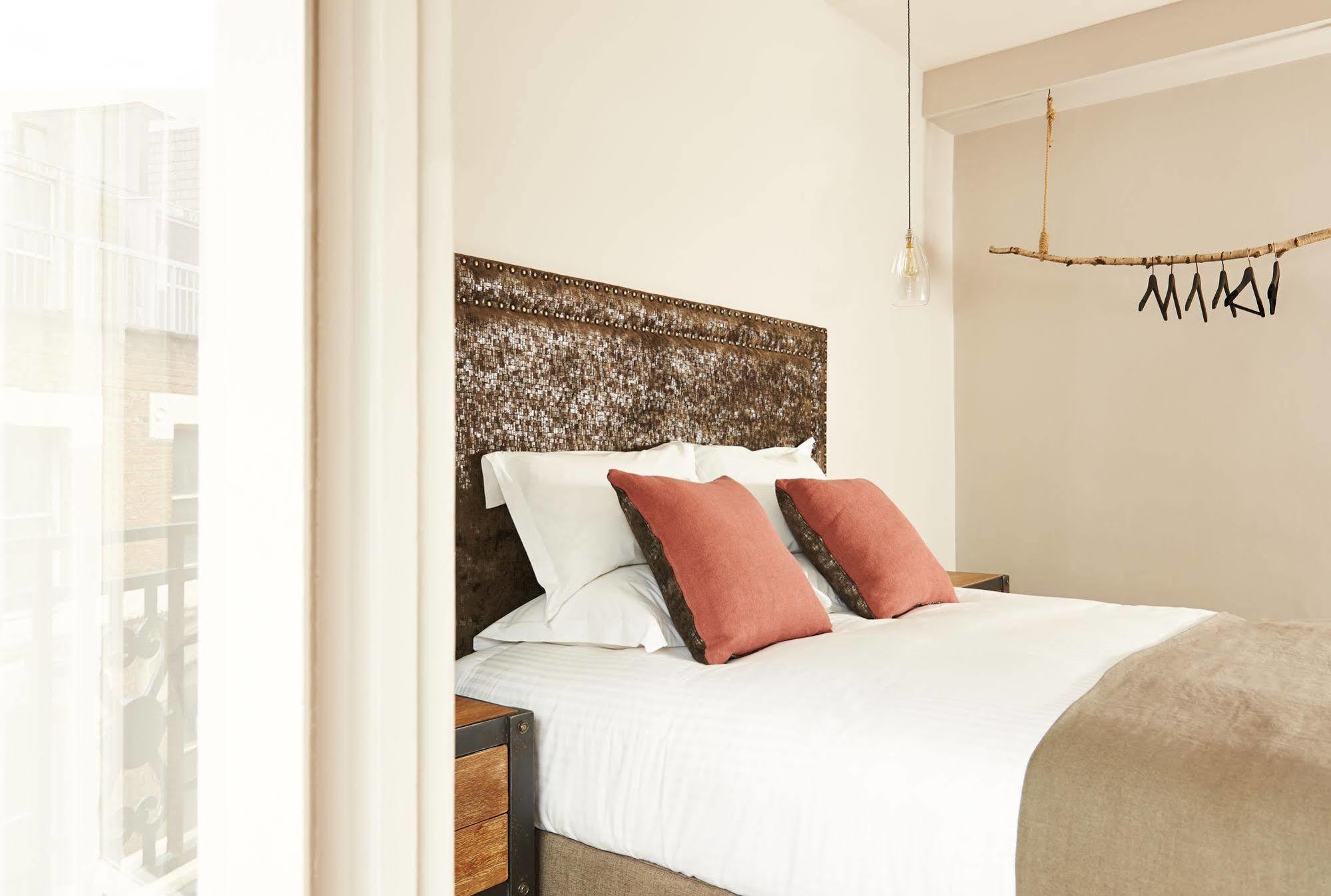 The Bull And The Hide Hotel London Exterior photo